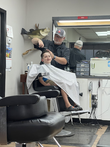 Barber Shop «Main Street Barber Shop», reviews and photos, 305 Main St, Loganville, GA 30052, USA