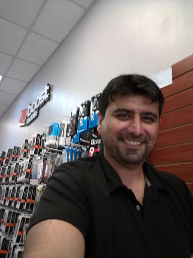 Electronics Repair Shop «Boost Mobile By Smile Wireless 2», reviews and photos, 5442 Central Florida Pkwy, Orlando, FL 32821, USA