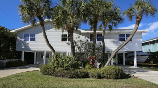 Vacation Home Rental Agency «Island Real Estate of Anna Maria Island, Inc», reviews and photos, 6101 Marina Dr, Holmes Beach, FL 34217, USA