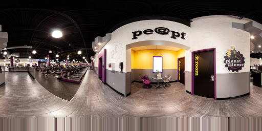 Gym «Planet Fitness», reviews and photos, 55 Crystal Ave Suite 402, Derry, NH 03038, USA