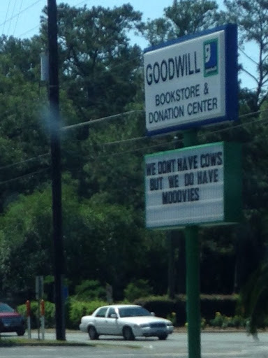 Donations Center «Goodwill Book Store & Donation Center», reviews and photos, 1943 Thomasville Rd, Tallahassee, FL 32303, USA