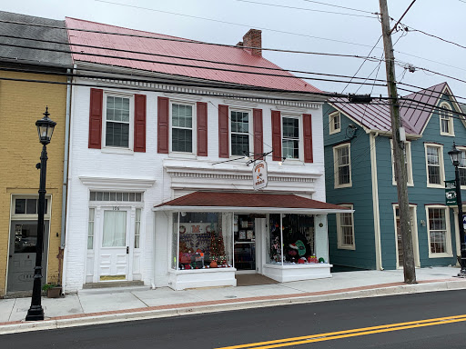 Sporting Goods Store «Middletown Sportsland», reviews and photos, 108 W Main St, Middletown, MD 21769, USA