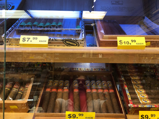 Tobacco Shop «Best Cigar Shop», reviews and photos, 1713 N 45th St, Seattle, WA 98103, USA