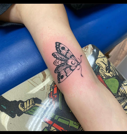 Tattoo Shop «Alternative Tattoo», reviews and photos, 613 Hilltop Rd, Curtis Bay, MD 21226, USA