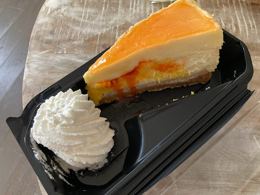 Restaurant «The Cheesecake Factory», reviews and photos, 1566 Polaris Pkwy, Columbus, OH 43240, USA