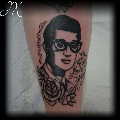 Tattoo Shop «Lucky Strike Tattoo and Body Piercing», reviews and photos, 115 E Broad St Ste 100, Quakertown, PA 18951, USA