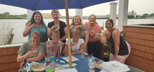 Bar & Grill «Jimmy Seas», reviews and photos, 1330 Marine St, Green Bay, WI 54301, USA