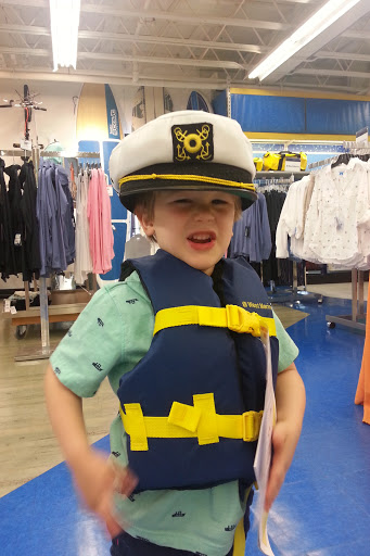 Marine Supply Store «West Marine», reviews and photos, 2460 17th Ave, Santa Cruz, CA 95062, USA