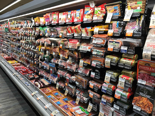 Grocery Store «Pavilions», reviews and photos, 5949 E Spring St, Long Beach, CA 90808, USA