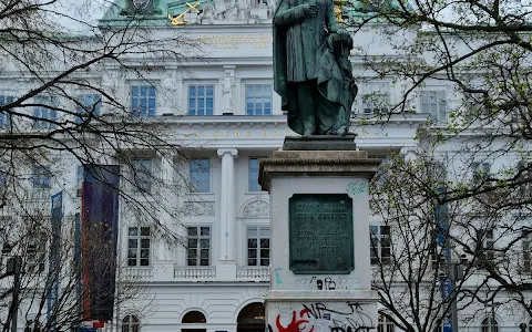 Wirbelsäulenstützpunkt Wien image