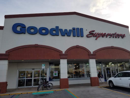 Thrift Store «Goodwill Tamiami Superstore», reviews and photos