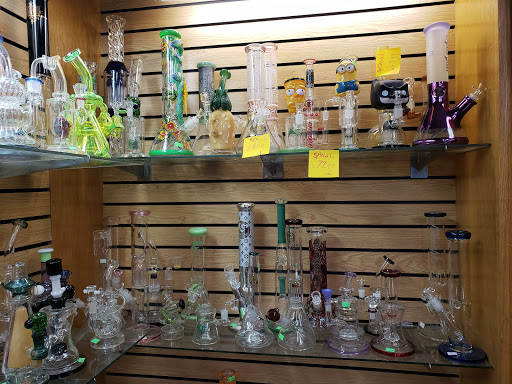 Tobacco Shop «Tobacco One Smoke Shop», reviews and photos, 1220 E Yorba Linda Blvd, Placentia, CA 92870, USA