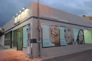 Clinica Dental Manuel Cara image