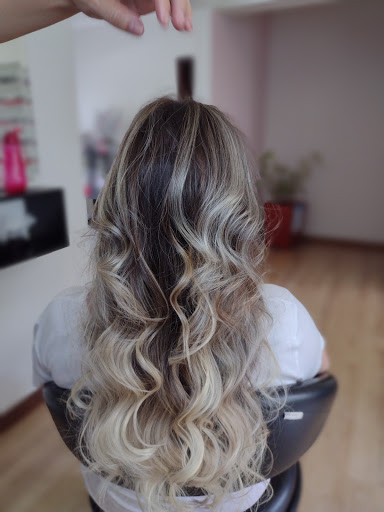 Logo da empresa - Adri Cabelo e Estetica