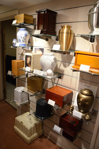 Funeral Home «Ryan-Parke Funeral Home», reviews and photos, 120 S Northwest Hwy, Park Ridge, IL 60068, USA