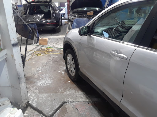 Auto Body Shop «Perfection Auto Collision Ny», reviews and photos, 52-01 Van Dam St, Long Island City, NY 11101, USA