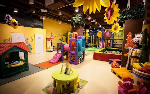 Fantasy Childrens Centers image