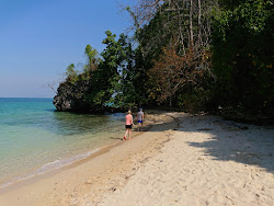 Rai Island Beach'in fotoğrafı çok temiz temizlik seviyesi ile