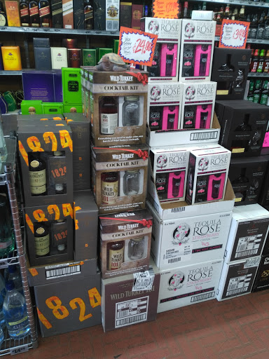 Liquor Store «House of Liquors», reviews and photos, 4330 Callaghan Rd, San Antonio, TX 78228, USA