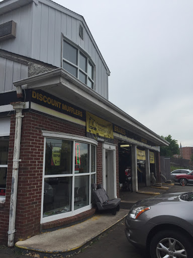 Auto Repair Shop «Meineke Car Care Center», reviews and photos, 46 Washington St, New Britain, CT 06051, USA