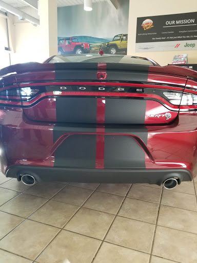 Car Dealer «LaFontaine Chrysler Dodge Jeep Ram of Fenton», reviews and photos, 15123 North Rd, Fenton, MI 48430, USA