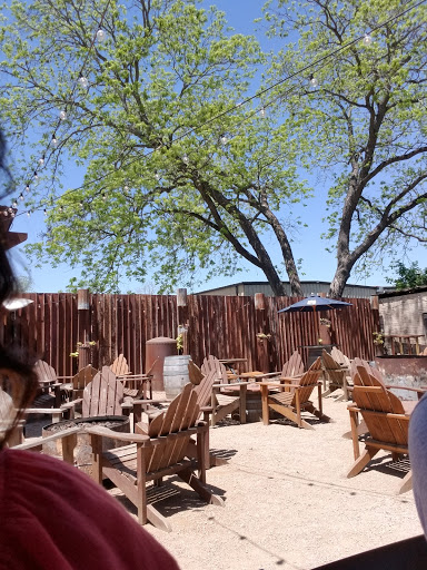 Bar «Pour Haus Patio Bar», reviews and photos, 343 W San Antonio St, New Braunfels, TX 78130, USA