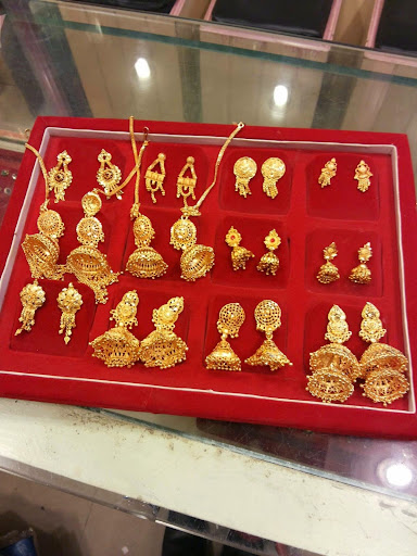 Indian Grocery Store «Nepali Store Cincinnatti Ohio», reviews and photos, 3091 W Galbraith Rd, Cincinnati, OH 45239, USA