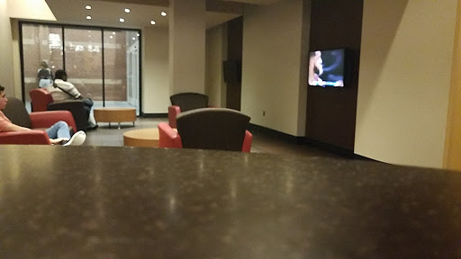 Movie Theater «AMC DINE-IN Menlo Park 12», reviews and photos, 55 Parsonage Rd #390, Edison, NJ 08837, USA