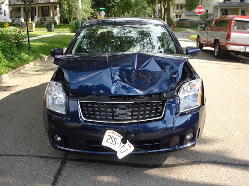 Auto Body Shop «Lynch Auto Body, Inc», reviews and photos, 2305 Atwood Ave, Madison, WI 53704, USA