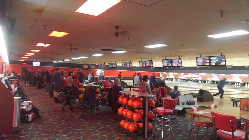Bowling Alley «AMF Lancaster Lanes», reviews and photos, 4913 Transit Rd, Depew, NY 14043, USA