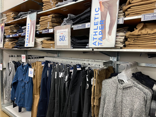 Clothing Store «Old Navy», reviews and photos, 1600 Saratoga Ave, San Jose, CA 95129, USA