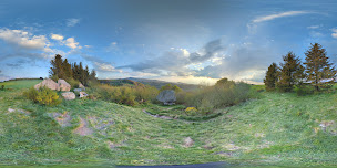 Photo n°2 de La Roche branlante à Orcival ()