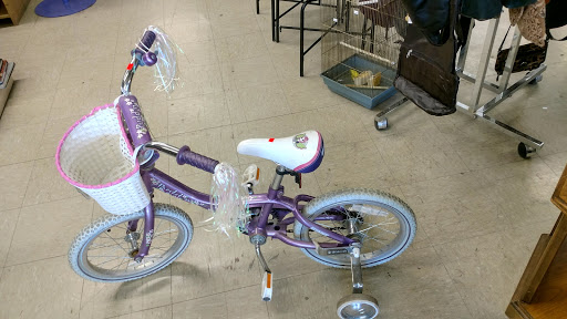 Thrift Store «Community Closet Thrift Store», reviews and photos, 416 E Park St, Livingston, MT 59047, USA