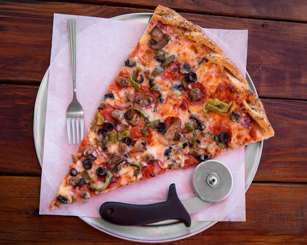 #5 best pizza place in Chandler - Shane's Pizza on 87