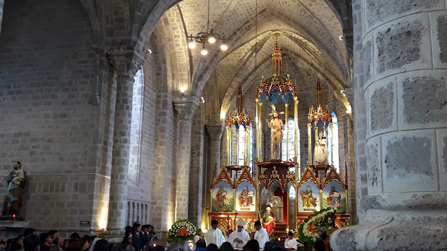 Opiniones de Iglesia Católica San Felipe | Latacunga en Latacunga - Arquitecto
