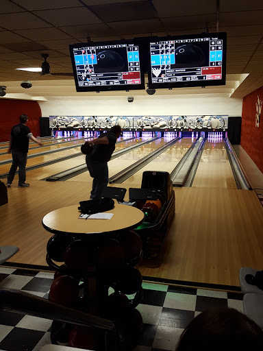 Bowling Alley «Mt. Morris Lanes and Pro Shop», reviews and photos, 9 Erie St, Mt Morris, NY 14510, USA