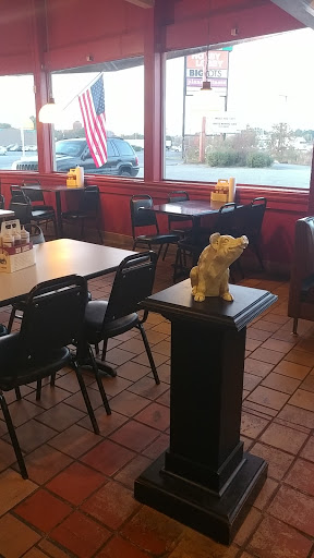 Barbecue Restaurant «Whole Hog Cafe - Conway», reviews and photos, 150 E Oak St # A, Conway, AR 72032, USA