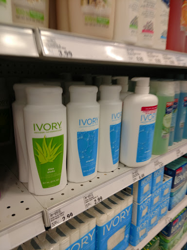 Grocery Store «Meijer», reviews and photos, 13000 Middlebelt Rd, Livonia, MI 48150, USA