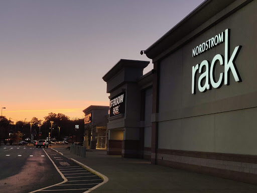 Department Store «Nordstrom Rack Liberty Tree Mall», reviews and photos, 50 Independence Way, Danvers, MA 01923, USA