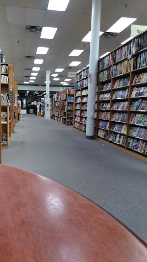 Book Store «Half Price Books», reviews and photos, 770 E Road to Six Flags St, Arlington, TX 76011, USA