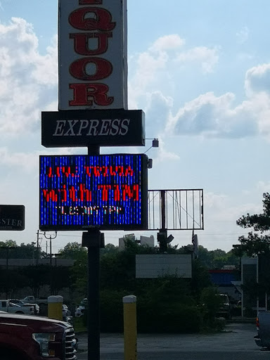 American Restaurant «Cracker Barrel Old Country Store», reviews and photos, 4001 S Frontage Rd, Vicksburg, MS 39180, USA