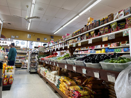 Indian Grocery Store «Himalayan Indian Grocery», reviews and photos, 29 Marchwood Rd, Exton, PA 19341, USA