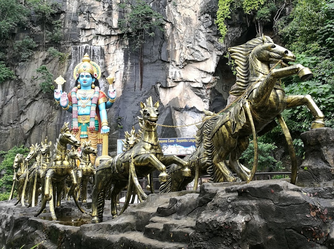 Ramayana Cave - Suyambu Lingam