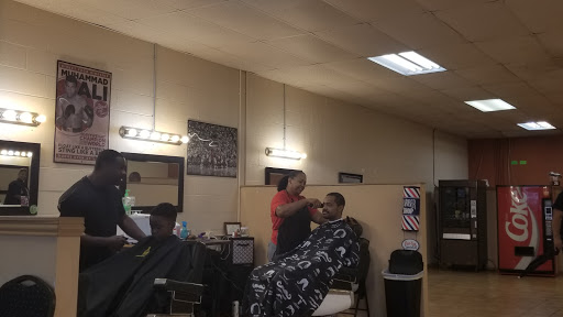 Barber Shop «601 Barbershop and Salon», reviews and photos, 236 Bedford Euless Rd, Hurst, TX 76053, USA