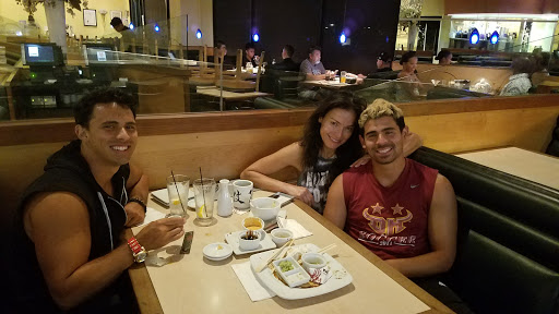 Shopping Mall «The Promenade at Howard Hughes Center», reviews and photos, 6081 Center Dr, Los Angeles, CA 90045, USA