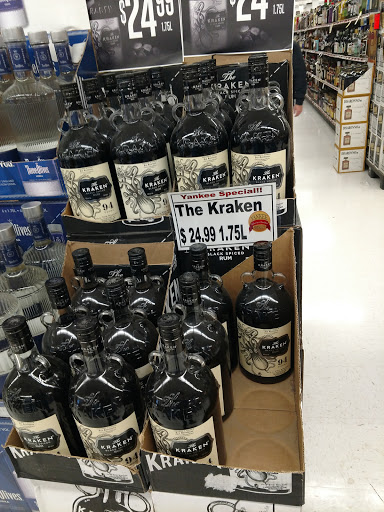 Liquor Store «Yankee Spirits», reviews and photos, 376 Main St, Sturbridge, MA 01566, USA