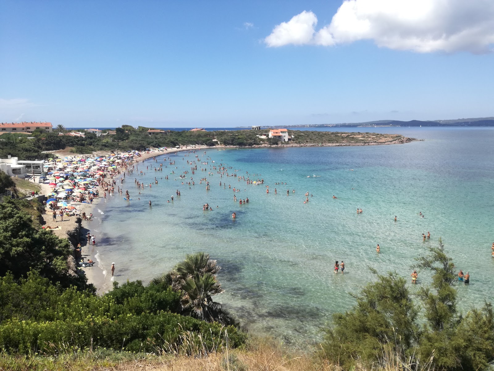 Grande Plajı'in fotoğrafı - rahatlamayı sevenler arasında popüler bir yer
