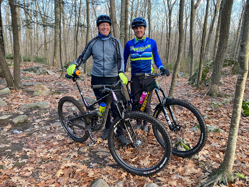 Bicycle Repair Shop «Benidorm Bikes», reviews and photos, 247 Albany Turnpike, Canton, CT 06019, USA