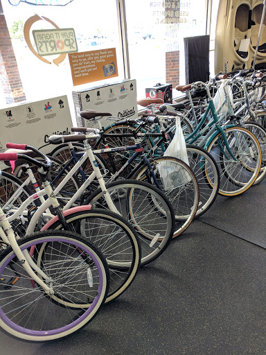 Sporting Goods Store «Play It Again Sports - Schaumburg , IL», reviews and photos, 1127 S Roselle Rd, Schaumburg, IL 60193, USA