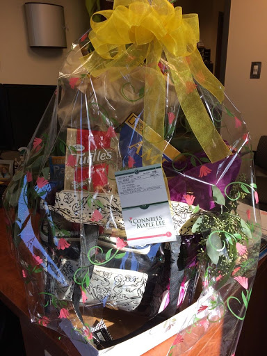 Florist «Connells Maple Lee Flowers & Gifts», reviews and photos, 2033 Stringtown Rd, Grove City, OH 43123, USA